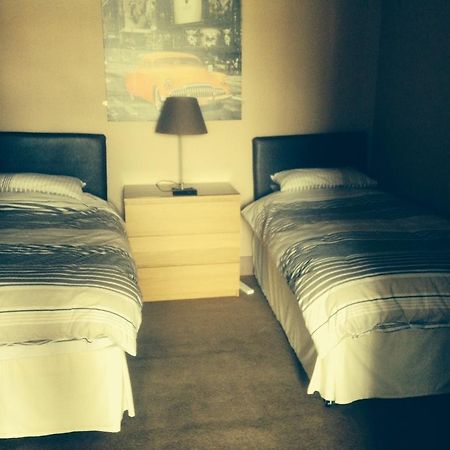 Coach & Horses Bed & Breakfast Tredegar Exterior foto
